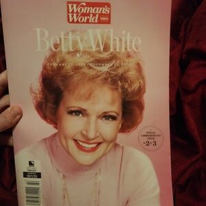Woman's World Betty White Tribute Magazine